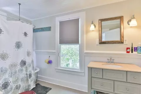 Bath - 40 Abbott, Saint Augustine, FL 32084 photo 2 of 2