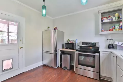 Kitchen - 40 Abbott, Saint Augustine, FL 32084 photo 2 of 3