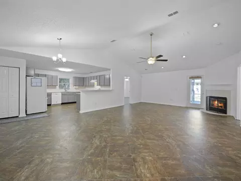236 Saint Thomas St, Saint Augustine, FL 32095 photo 2