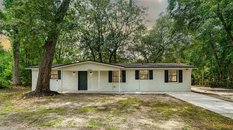 8524 Lincrest Dr, Jacksonville, FL 32208