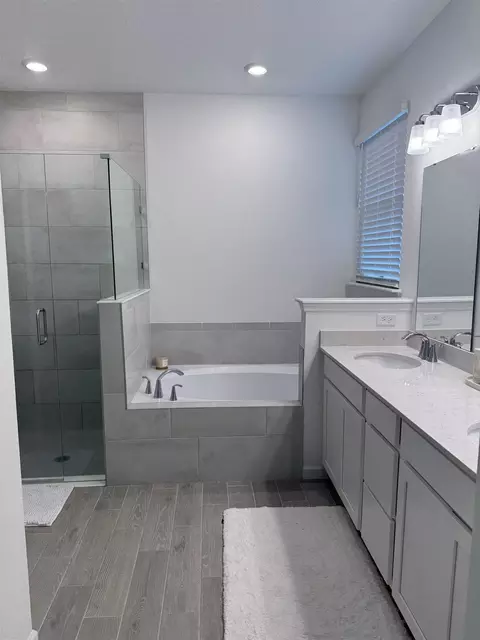 Bath - 106 Blue Cypress Trl, Saint Augustine, FL 32084 photo 2 of 4