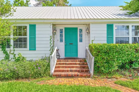 18 Ocean Ave, Saint Augustine, FL 32084 photo 1