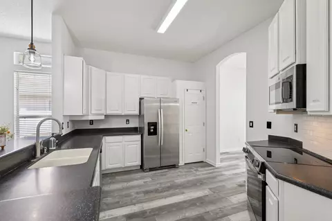 Kitchen - 1821 Keswick Rd, Saint Augustine, FL 32084 photo 1 of 3