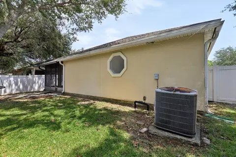 Exterior - 1821 Keswick Rd, Saint Augustine, FL 32084 photo 10 of 17