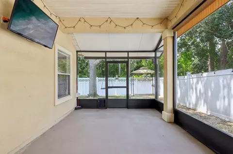 Exterior - 1821 Keswick Rd, Saint Augustine, FL 32084 photo 4 of 17