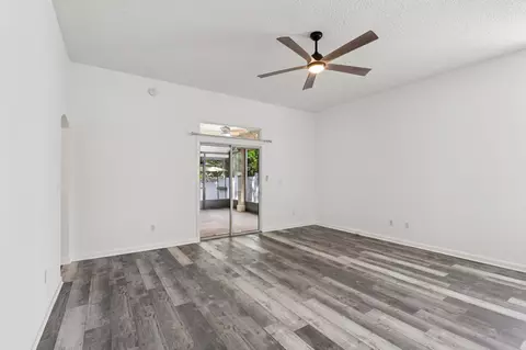 Living - 1821 Keswick Rd, Saint Augustine, FL 32084 photo 3 of 6