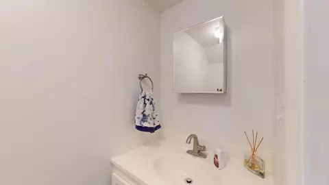 Bath - 616 Bowers Ln, Saint Augustine, FL 32080 photo 1 of 3