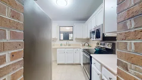 Kitchen - 616 Bowers Ln, Saint Augustine, FL 32080 photo 4 of 4
