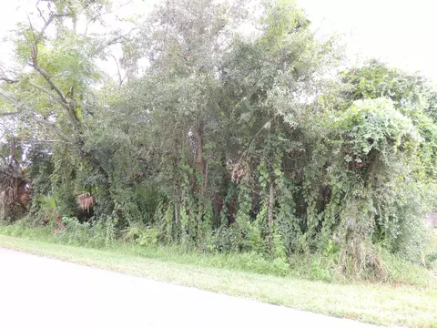 1040 Prince Rd, Saint Augustine, FL 32086