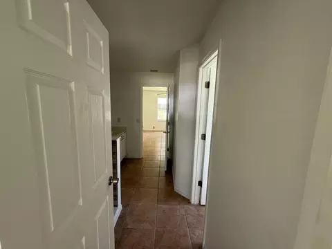 Entry Way - 5329 Ogilvie Ln, Saint Augustine, FL 32086 photo 3 of 4