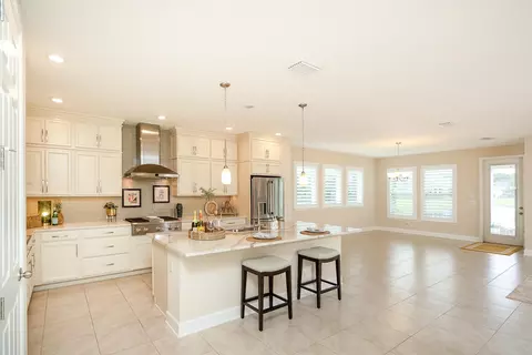 Kitchen - 300 Windley Dr, Saint Augustine, FL 32092 photo 3 of 11