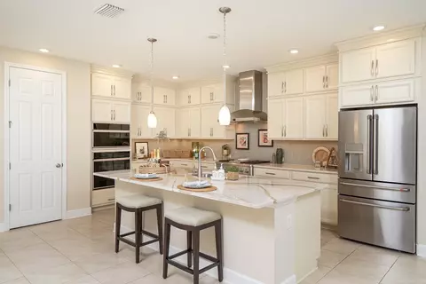 Kitchen - 300 Windley Dr, Saint Augustine, FL 32092 photo 6 of 11
