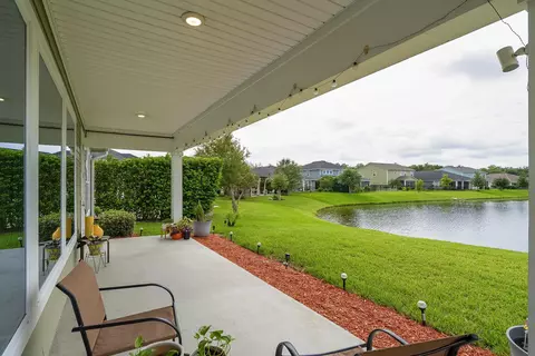 Exterior - 300 Windley Dr, Saint Augustine, FL 32092 photo 4 of 13