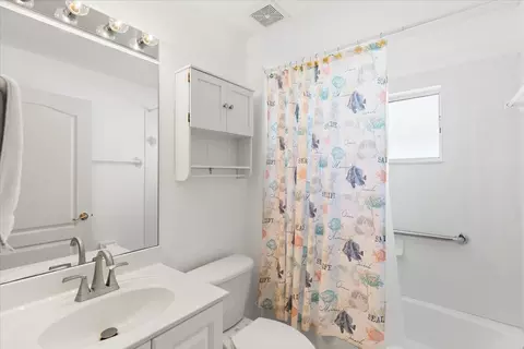 Bath - 1021 Windward Way, Saint Augustine, FL 32080 photo 2 of 2