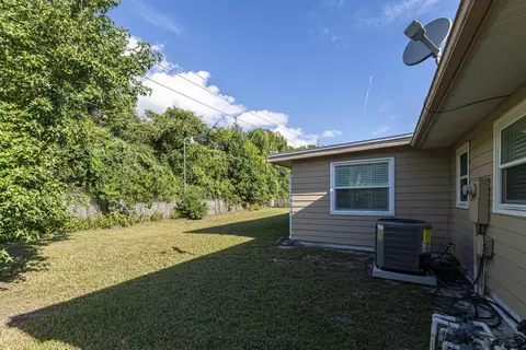 815 Alhambra Ave, Saint Augustine, FL 32086 photo 25
