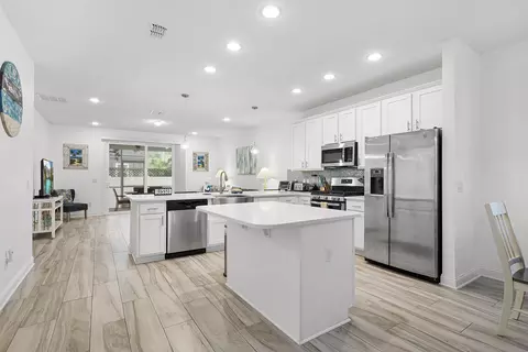 Kitchen - 510 17th St, Saint Augustine, FL 32084 photo 1 of 5