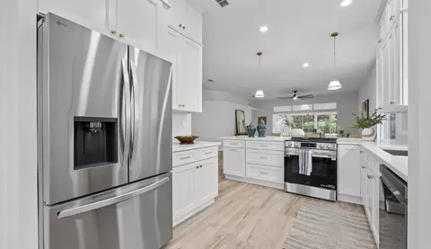 246 Joey Dr, Saint Augustine, FL 32080 photo 4