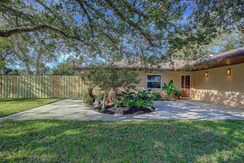 Exterior - 412 Gentian Rd, Saint Augustine, FL 32086 photo 7 of 14