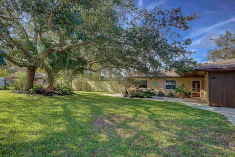 Exterior - 412 Gentian Rd, Saint Augustine, FL 32086 photo 5 of 14