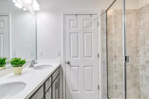 Bath - 42 Ridge Lake Rd, Saint Augustine, FL 32086 photo 2 of 3