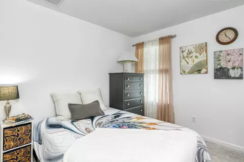 Bedroom - 42 Ridge Lake Rd, Saint Augustine, FL 32086 photo 4 of 6