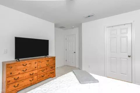 Bedroom - 42 Ridge Lake Rd, Saint Augustine, FL 32086 photo 3 of 6