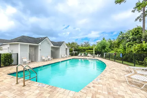 Exterior - 42 Ridge Lake Rd, Saint Augustine, FL 32086 photo 10 of 11