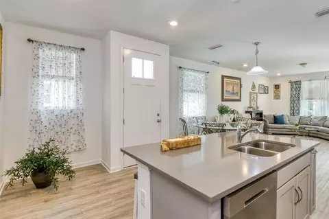 Entry Way - 42 Ridge Lake Rd, Saint Augustine, FL 32086 photo 1 of 5