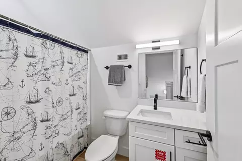 Bath - 43 Menendez Rd, Saint Augustine, FL 32080 photo 3 of 3