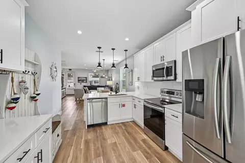 Kitchen - 43 Menendez Rd, Saint Augustine, FL 32080 photo 2 of 4