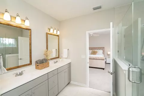 Bath - 685 Watervale Dr, Saint Augustine, FL 32092 photo 1 of 5