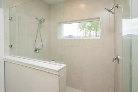 Bath - 685 Watervale Dr, Saint Augustine, FL 32092 photo 3 of 5