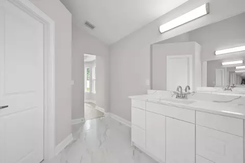 Entry Way - 105 Fonseca Dr, Saint Augustine, FL 32086 photo 4 of 5