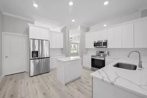 Kitchen - 105 Fonseca Dr, Saint Augustine, FL 32086 photo 1 of 3