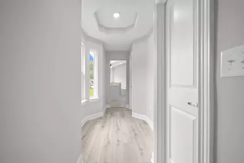 Entry Way - 105 Fonseca Dr, Saint Augustine, FL 32086 photo 3 of 5