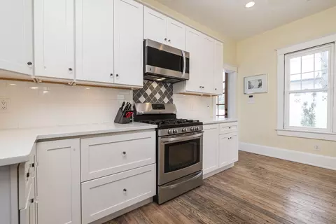 Kitchen - 60 Saragossa St, Saint Augustine, FL 32084 photo 7 of 9
