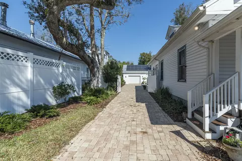 Exterior - 60 Saragossa St, Saint Augustine, FL 32084 photo 13 of 20