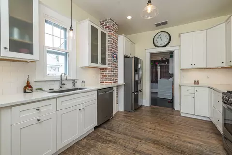 Kitchen - 60 Saragossa St, Saint Augustine, FL 32084 photo 2 of 9