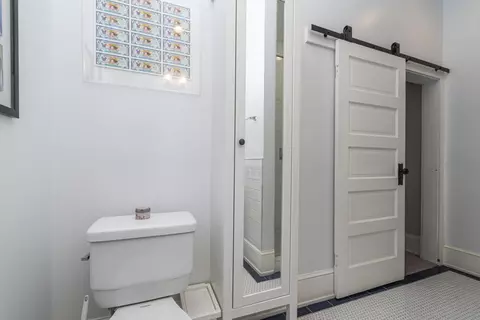 Bath - 60 Saragossa St, Saint Augustine, FL 32084 photo 6 of 8