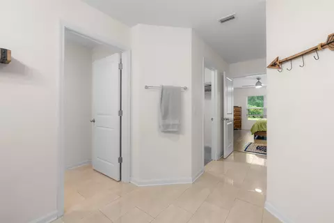 Entry Way - 121 Sawmill Forest Ct, Saint Augustine, FL 32086 photo 2 of 7
