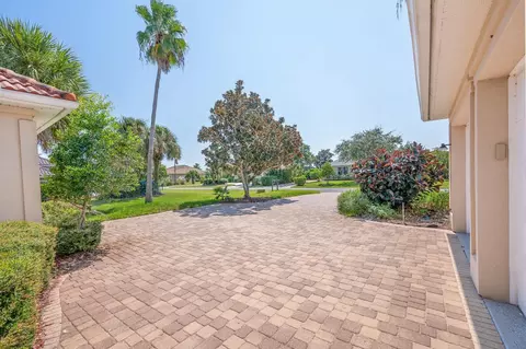 308 Marsh Point Cir, Saint Augustine, FL 32080 photo 5