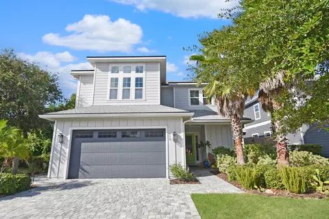 110 8th St, Saint Augustine, FL 32080