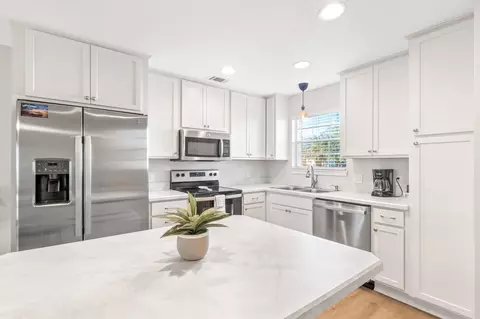 Kitchen - 405 Flagler Blvd #2A, Saint Augustine, FL 32080 photo 2 of 3