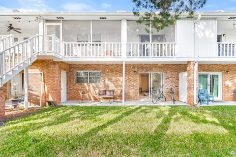 Exterior - 405 Flagler Blvd #2A, Saint Augustine, FL 32080 photo 3 of 5
