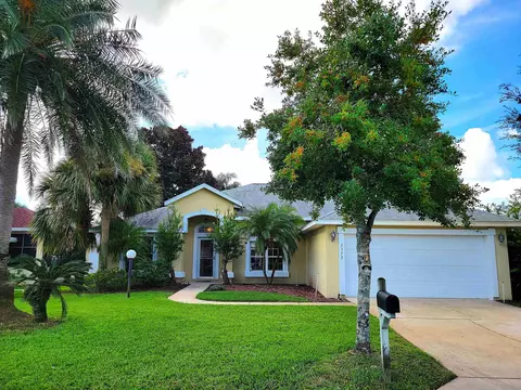 2372 Commodores Club Blvd, Saint Augustine Beach, FL 32080