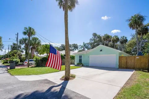 215 4th St, Saint Augustine, FL 32080 photo 9