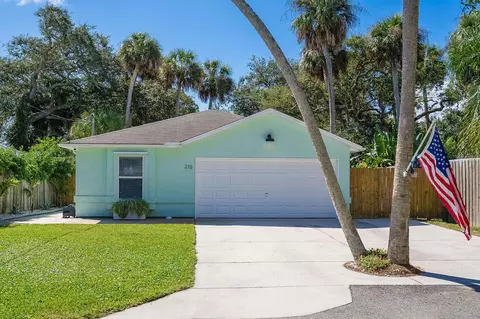215 4th St, Saint Augustine, FL 32080 photo 1