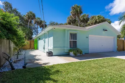215 4th St, Saint Augustine, FL 32080 photo 7
