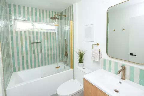 215 4th St, Saint Augustine, FL 32080 photo 4