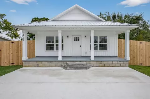Exterior - 236 North Blvd, Saint Augustine, FL 32095 photo 1 of 12